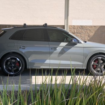 Quality Glass Tinting - Tint on Audi SQ5 - Home Window Tinting Near Me - Glendora, California Quality Glass Tinting - Tint on Audi SQ5 - Home Window Tinting Near Me - Glendora, California