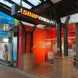 Snap Fitness Brisbane CBD - Entrance on Adelaide Street