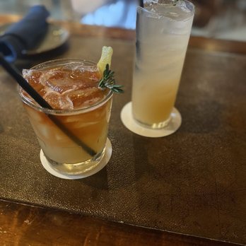 Bosscat Kitchen & Libations - Bosscat cocktail and a mockail - New American Near Me - Houston, Texas