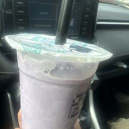 Ube-Taro Blend w/ boba Ube-Taro Blend w/ boba