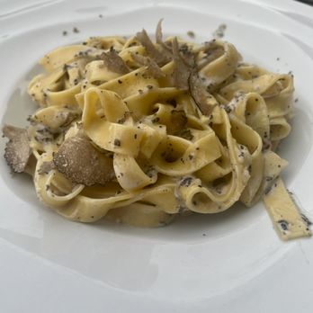 Petralunga - Black Truffle Fertucini - Pizza Near Me - Miami, Florida