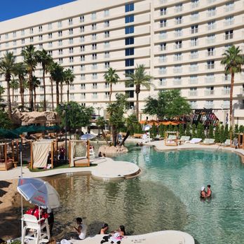 Kassi Beach - kassi beach pool. - Italian Near Me - Las Vegas, Nevada