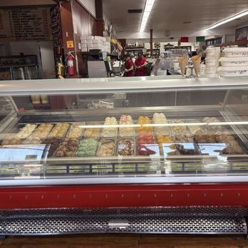 Pinocchio Restaurant - Gelato's - Italian Near Me - Burbank, California