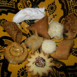 Chem'S - Assortiment de patisseries.