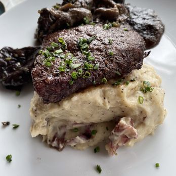 333 Pacific - 8oz Prime Flat Iron Steak - Steakhouses Near Me - Oceanside, California