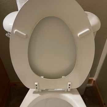 Vacasa - This is after the paying guest cleaned the gross moldy toilet. The other toilets were similar but I'll spare the photos. You get the idea. - Vacation Rentals Near Me Vacasa - This is after the paying guest cleaned the gross moldy toilet. The other toilets were similar but I'll spare the photos. You get the idea. - Vacation Rentals Near Me