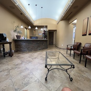 Tanner Chiropractic - Waiting room - Chiropractors Near Me - Scottsdale, Arizona Tanner Chiropractic - Waiting room - Chiropractors Near Me - Scottsdale, Arizona