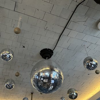 Queen's Room - Ceiling - Coffee & Tea Near Me - Astoria, New York