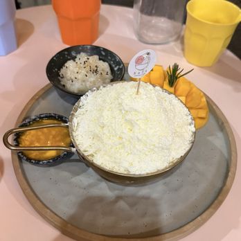 NaYa Dessert Cafe - Mango Tango - Desserts Near Me - San Jose, California