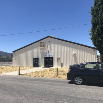 Dye Natatorium - Swimming pool - Swimming Lessons/Schools Near Me - Tehachapi, California