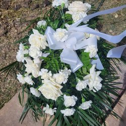 Flowers Unlimited & Gifts - Flowers