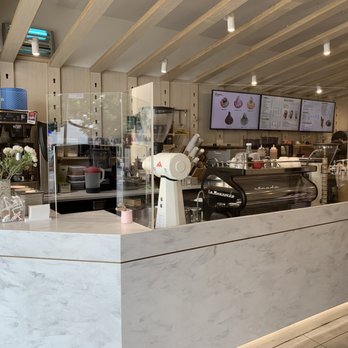 Cafe Auburndale - Inside - Coffee & Tea Near Me - Flushing, New York