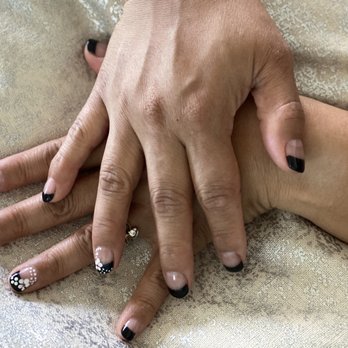 Vs nails - Like my French shellac with flowers by Viny - Nail Technicians Near Me - Highlands Ranch, Colorado