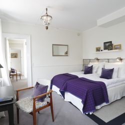 Ocean Hotel & Konference - Superior Room with en-suite bathroom, Free WIFI, TV, Coffee & Tea-making facilities.