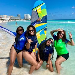 360 Surf School Cancun - GROUP SURF LESSON