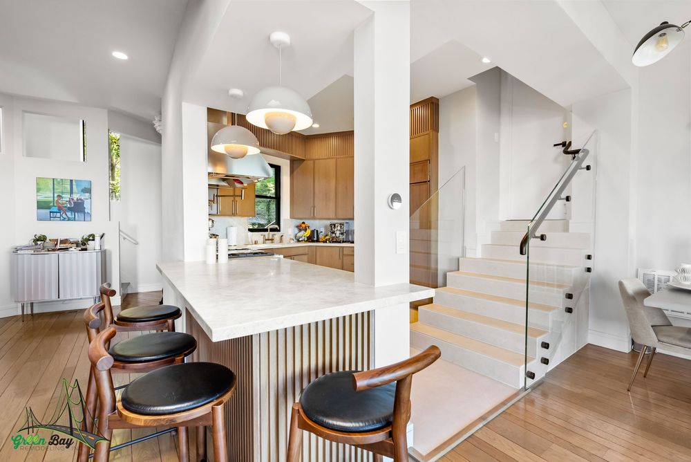 Slide of Green Bay Remodeling