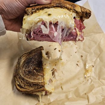 Market on 42 - 42 Reuben - Delis Near Me - Goshen, Kentucky