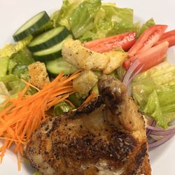 Italian garden salad with roasted chicken breast