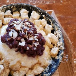 Injeolmi bingsu