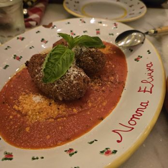 Elvira - Italian Near Me - San Diego, California