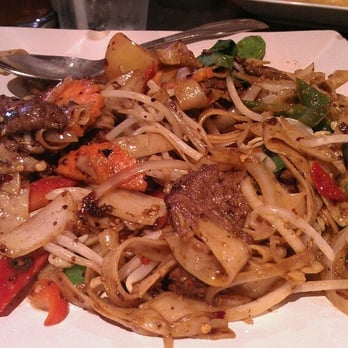 Thai Dee - Pad kee mao - medium spicy - Thai Near Me - San Antonio, Texas Thai Dee - Pad kee mao - medium spicy - Thai Near Me - San Antonio, Texas