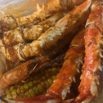Star Crab - White Star Boil - Seafood Near Me - Fontana, California Star Crab - White Star Boil - Seafood Near Me - Fontana, California