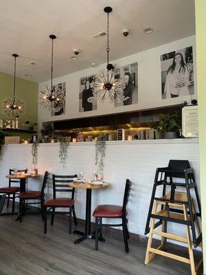 George's Place West by null