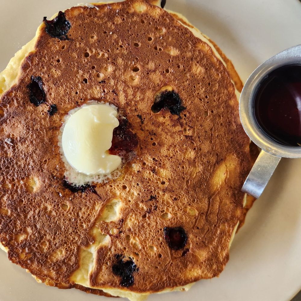 Matt's Big Breakfast Gilbert - Short stack griddlecakes (2) $8.99 - Breakfast & Brunch Near Me - Gilbert, Arizona