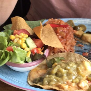 Enchilada - Verde Chicken Enchiladas - Tex-Mex Near Me - Würzburg, BY Enchilada - Verde Chicken Enchiladas - Tex-Mex Near Me - Würzburg, BY
