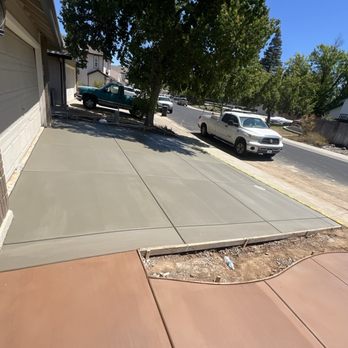 4 Season Landscape - Artificial Turf Near Me 4 Season Landscape - Artificial Turf Near Me
