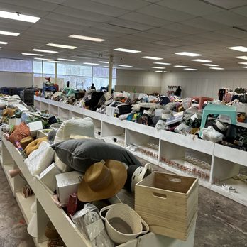 $5 Gold Diggers - Discount Store Near Me - Tulsa, Oklahoma