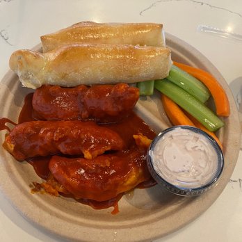Epic Wings - 4 pc Tenderloin Strips Meal - Chicken Wings Near Me - Rancho Cucamonga, California