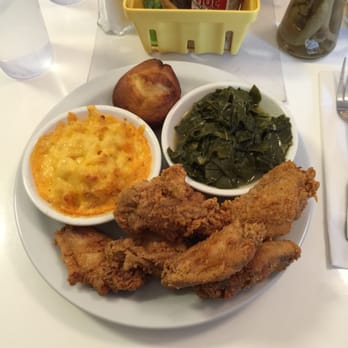 Simply Soulful - Chicken Wing Dinner with 2 Sides (Macaroni & Cheese + Collard Greens) - Desserts Near Me - Seattle, Washington