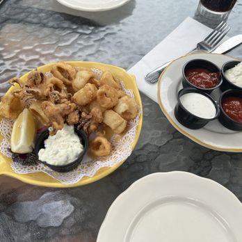 Brad's Restaurant - Calamari & Squid - Seafood Near Me - Pismo Beach, California