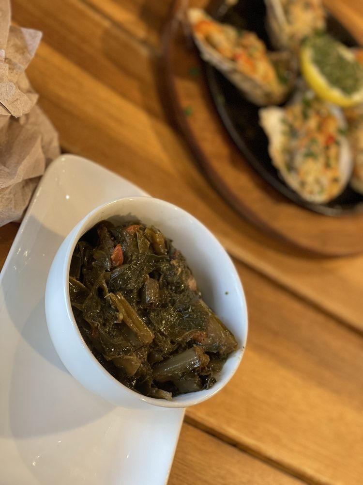 Hippin Hops Brewpub & Oyster Bar