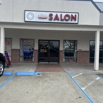 1. Fantazia Salon