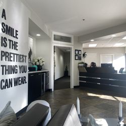 O'Gara Gilbert Silvaroli Orthodontics - Front desk/waiting area