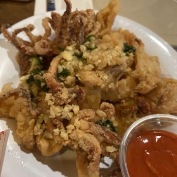 Bob Chinn's Crab House - Fried Calamari - Seafood Near Me - Wheeling, Illinois