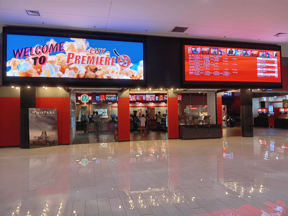 PREMIERE LUX CINE 12 Updated November 2024 10000 Emmett F Lowry