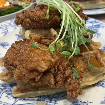 Catch 122 - Breakfast & Brunch Near Me - North Vancouver, British Columbia
