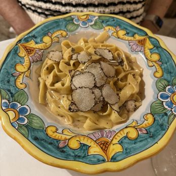 Sogno Toscano - Truffle fettuccine - Wine Bars Near Me - Santa Monica, California Sogno Toscano - Truffle fettuccine - Wine Bars Near Me - Santa Monica, California