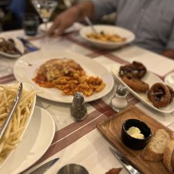 Stefani Prime - Chicken parm and onion rings