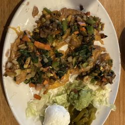 Carrera's Mexican Restaurant - 1/2 order veggie fajita nachos