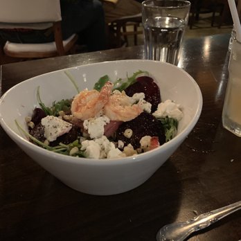 Flying Pig Pub & Kitchen - Pubs Near Me - Oceanside, California