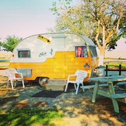 Los Banos West/I-5 KOA - Cutest little trailer I ever did see!