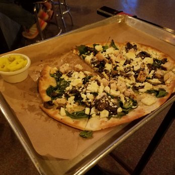 Need Pizza - Pizza Near Me - Cedar Rapids, Iowa