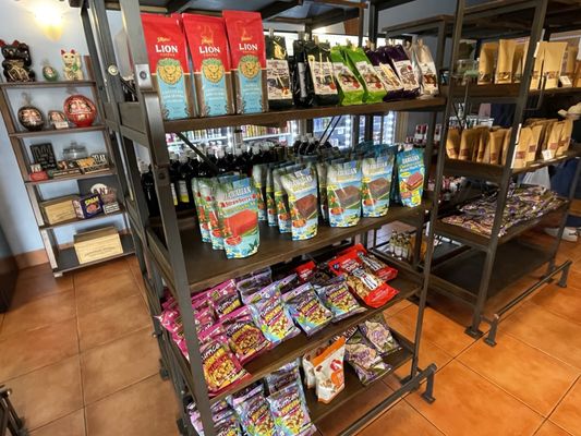 Diamond Head General Store by null