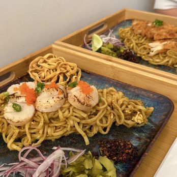 Saoha Khao Soi Thai Cuisine - Stir fry khao soi with hokkaido bay scallops - Thai Near Me - Los Angeles, California Saoha Khao Soi Thai Cuisine - Stir fry khao soi with hokkaido bay scallops - Thai Near Me - Los Angeles, California