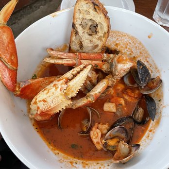 Il Posto Trattoria - Cioppino - Italian Near Me - Napa, California Il Posto Trattoria - Cioppino - Italian Near Me - Napa, California