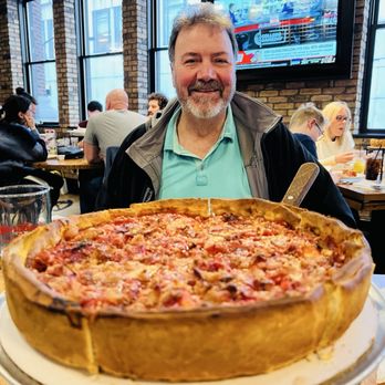 Giordano's - Look at the size of that pie! - Pizza Near Me - Chicago, Illinois
